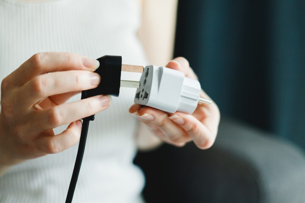 Englischer Adapter für Stecker