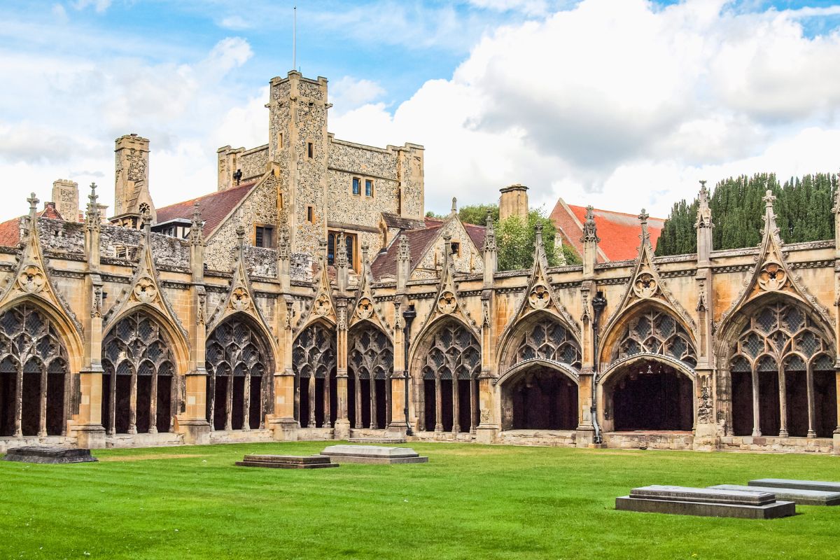 Mit dem Auto und Fähre nach Canterbury Cathedral Kent England