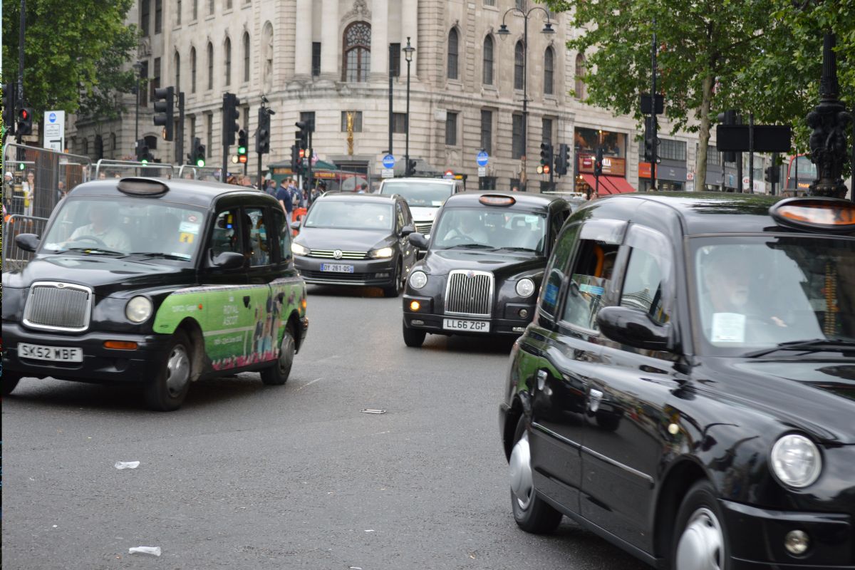 Mit dem Auto in London unterwegs, Verkehr im Bereich der Congestion Charge und ULEZ Zone
